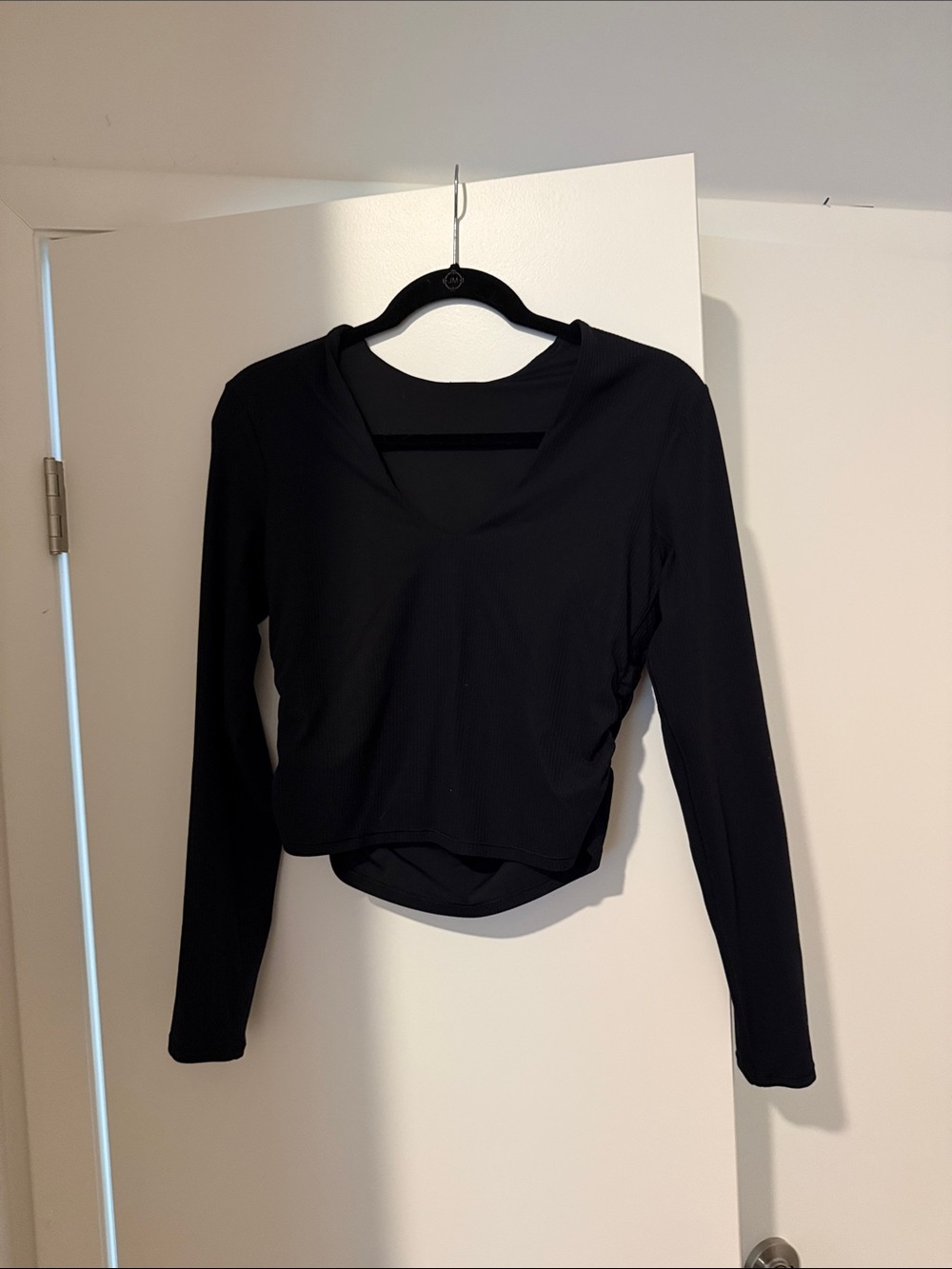 lululemon athletica Black Long-Sleeve V-Neck Cropped Top